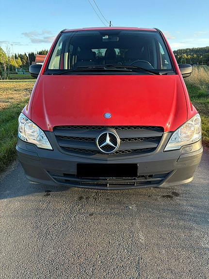 Mercedes-Benz Vito 113 2 of 16