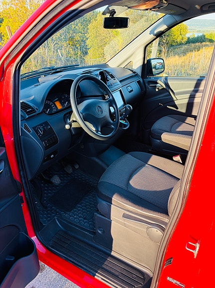 Mercedes-Benz Vito 113 9 of 16