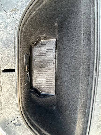 Tesla Model X 11 of 25
