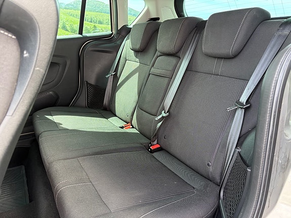 Ford B-MAX 13 of 30