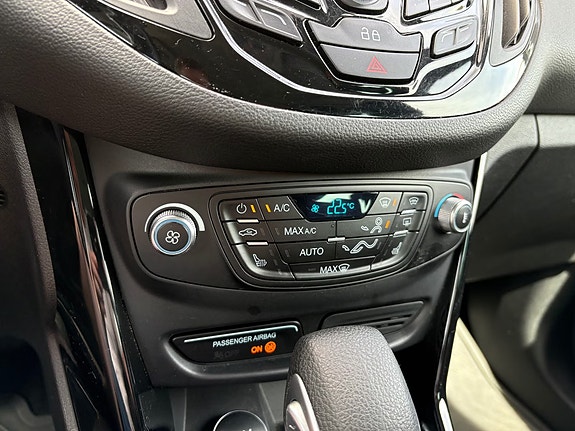 Ford B-MAX 22 of 30
