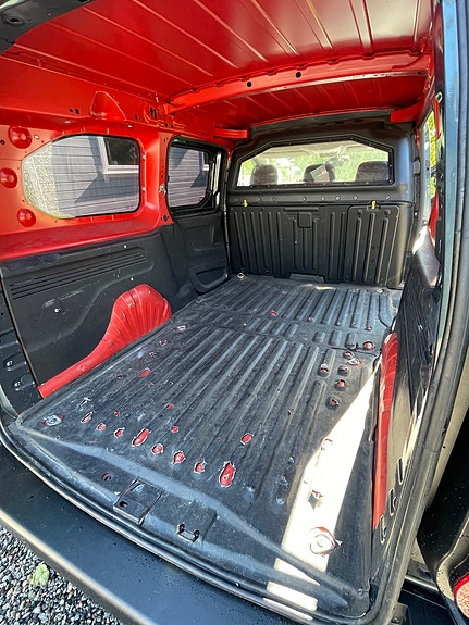 Peugeot Partner 9 of 17