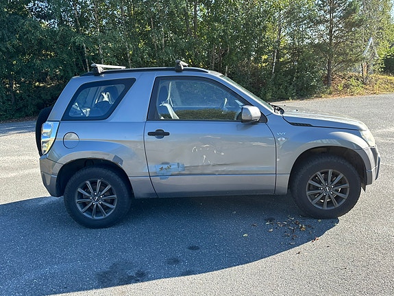 Suzuki Grand Vitara 6 of 18
