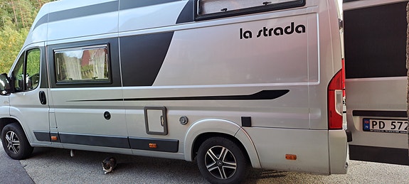 La Strada 15 of 26