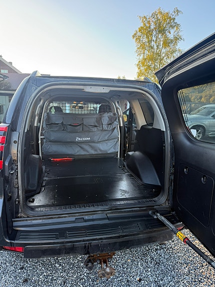 Toyota Land Cruiser 15 of 19