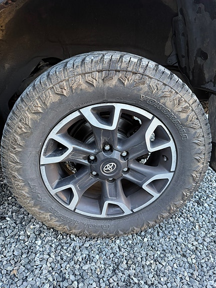 Toyota Land Cruiser 17 of 19
