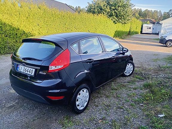 Ford Fiesta 5 of 15