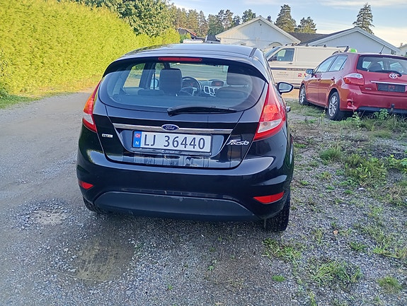 Ford Fiesta 6 of 15