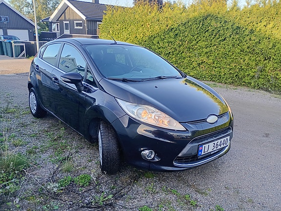 Ford Fiesta 3 of 15
