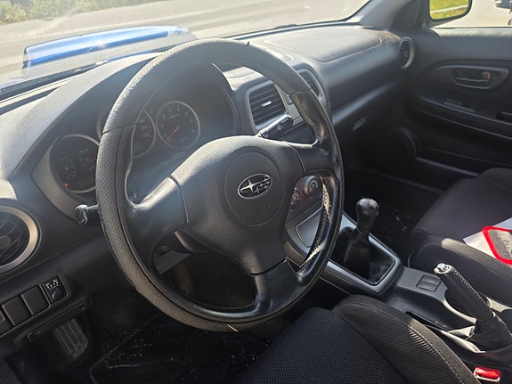 Subaru Impreza 19 of 29