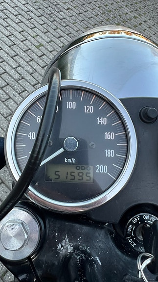 Kawasaki W 650 5 of 8