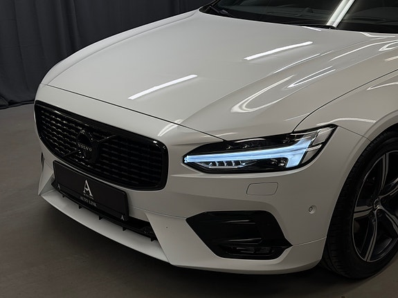Volvo V90 13 of 30