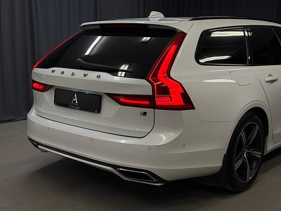 Volvo V90 22 of 30