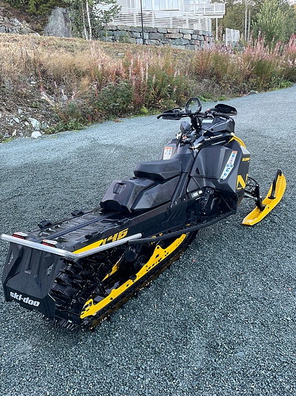 Ski-doo Summit Neo+ 600 EFI 3 of 8