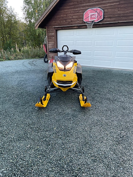 Ski-doo Summit Neo+ 600 EFI 6 of 8