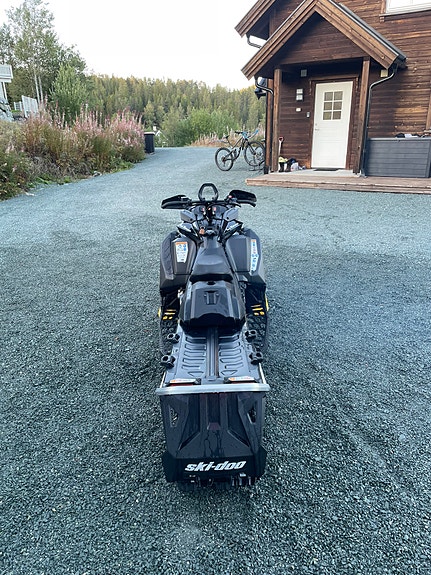 Ski-doo Summit Neo+ 600 EFI 7 of 8