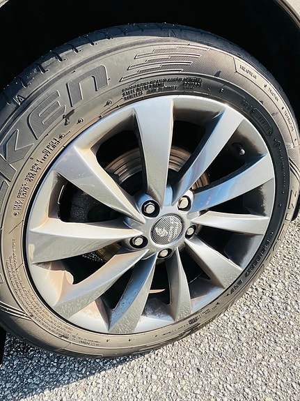 Toyota Avensis 12 of 28