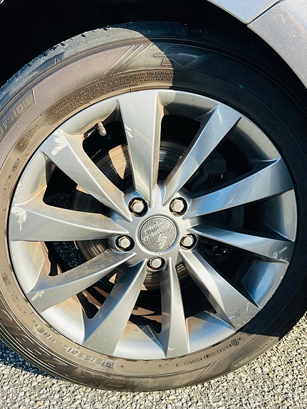 Toyota Avensis 8 of 28