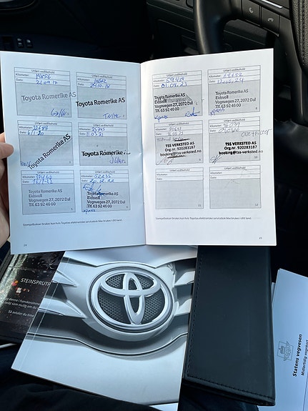 Toyota Avensis 20 of 28