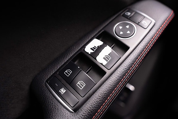Mercedes-Benz CLA180 16 of 19