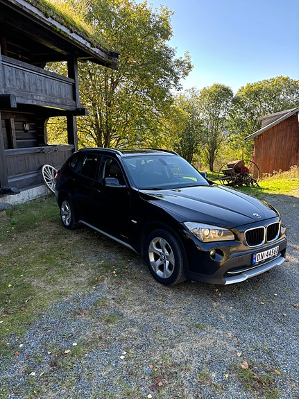 BMW X1 4 of 9