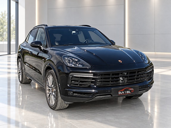 Porsche Cayenne 3 of 29
