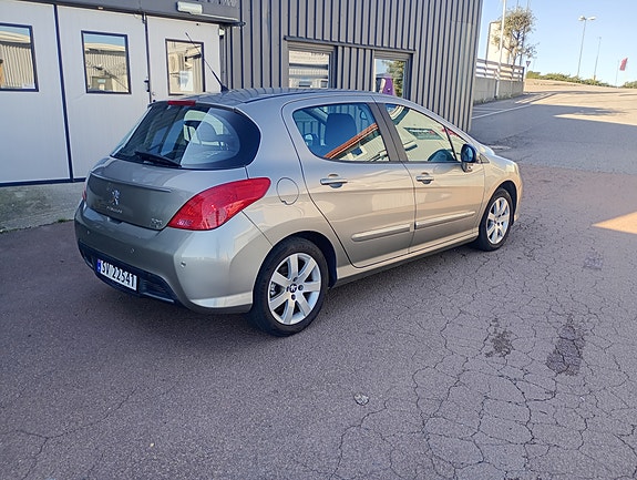 Peugeot 308 5 of 20