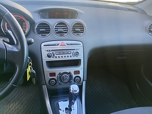 Peugeot 308 15 of 20