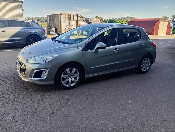 Peugeot 308 9 of 20