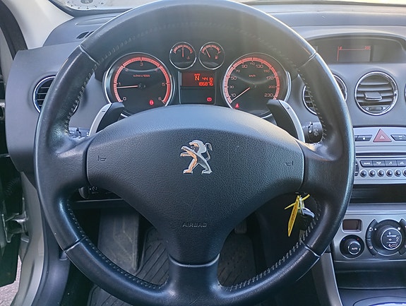 Peugeot 308 13 of 20
