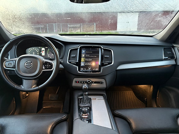 Volvo XC90 20 of 20