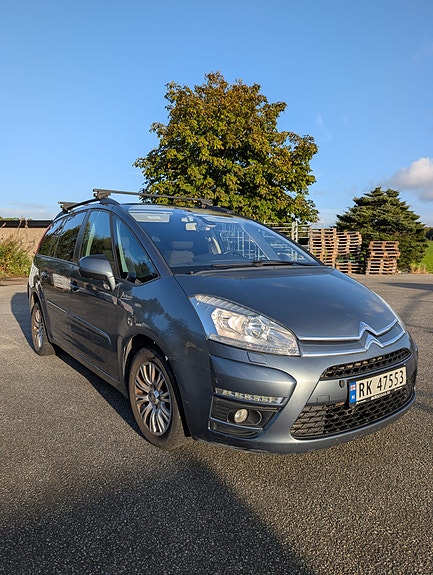 Citroen Grand C4 Picasso 2 of 15