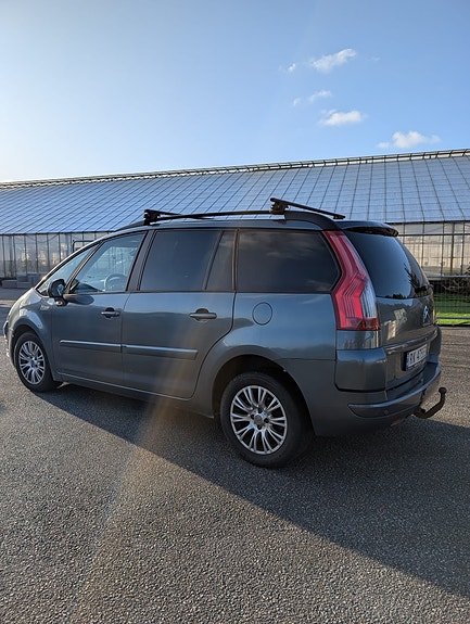 Citroen Grand C4 Picasso 8 of 15