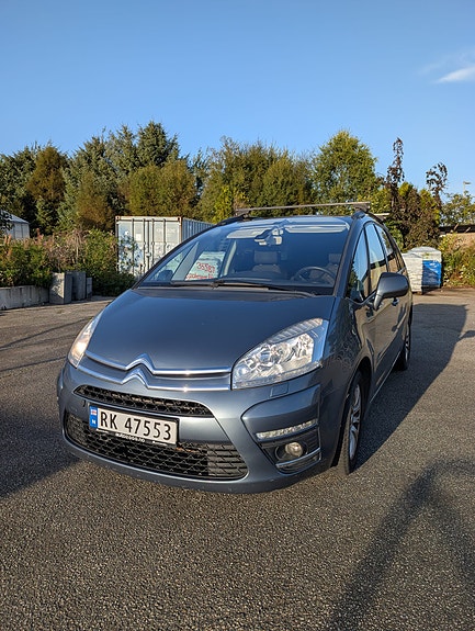 Citroen Grand C4 Picasso 3 of 15
