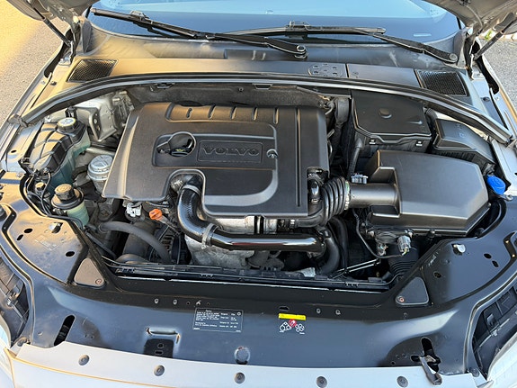 Volvo V70 15 of 22