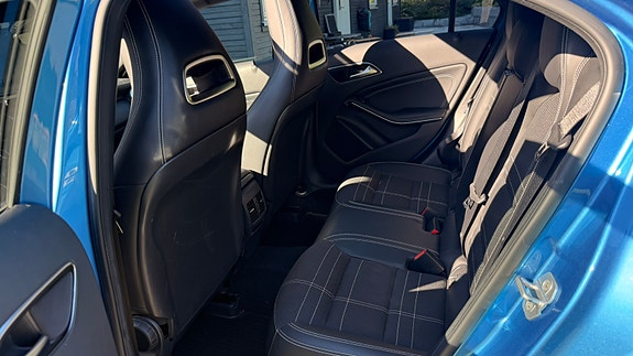 Mercedes-Benz A180 d 12 of 15
