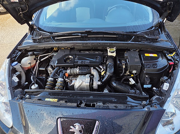 Peugeot 308 9 of 14