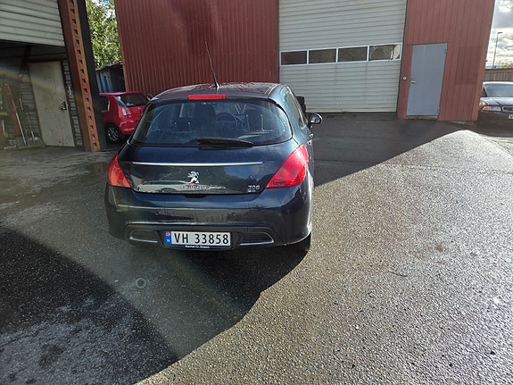 Peugeot 308 5 of 14