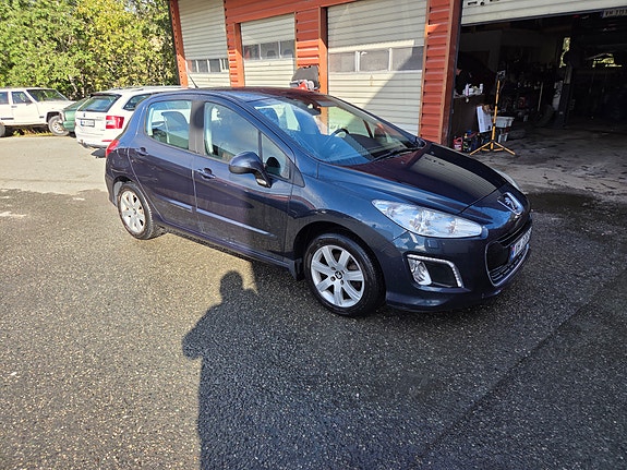 Peugeot 308 6 of 14