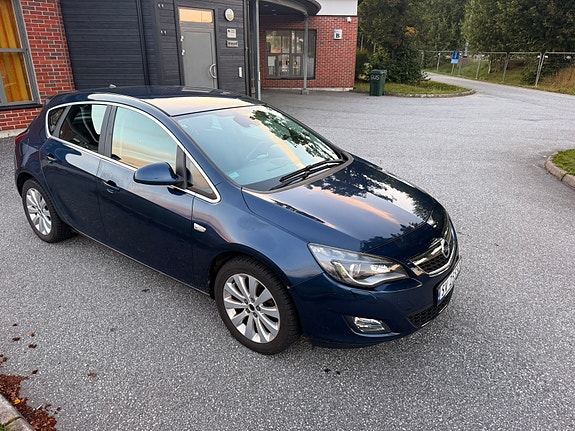 Opel Astra 23 of 28