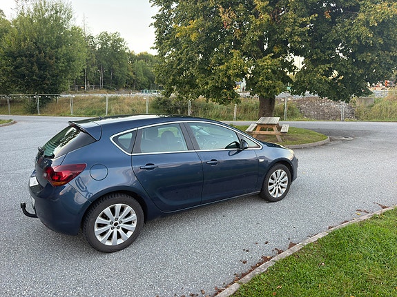 Opel Astra 14 of 28