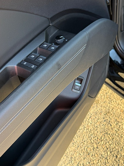 Audi Q4 e-tron 10 of 23