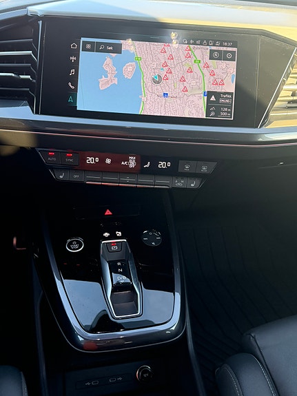 Audi Q4 e-tron 19 of 23