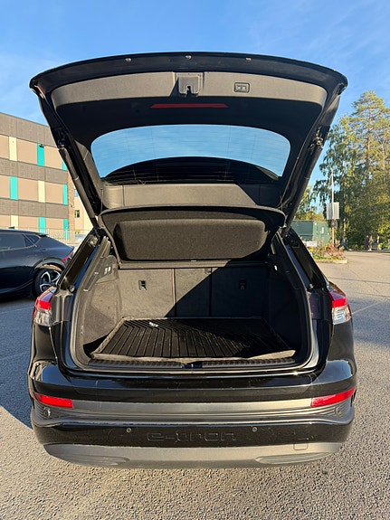 Audi Q4 e-tron 15 of 23
