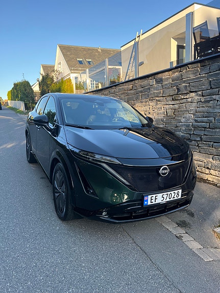 Nissan Ariya 2 of 8