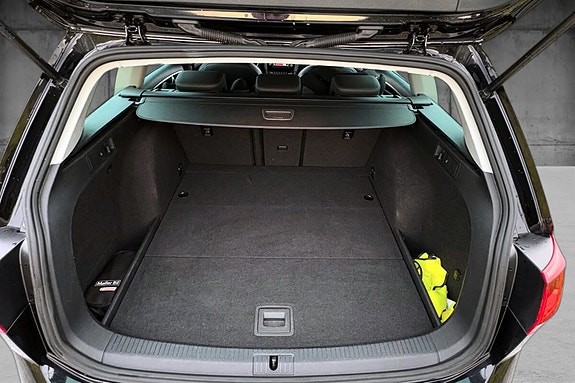 Volkswagen Golf VII 8 of 20