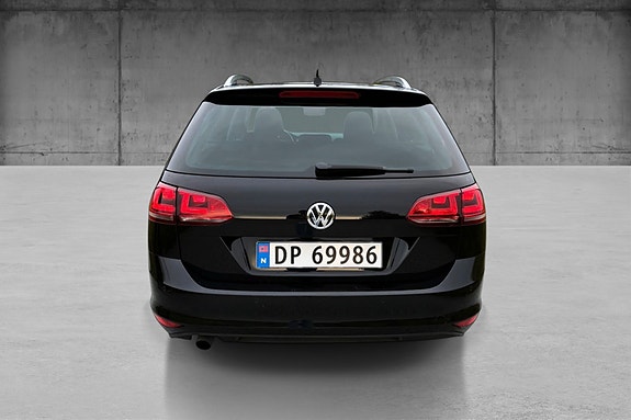 Volkswagen Golf VII 3 of 20