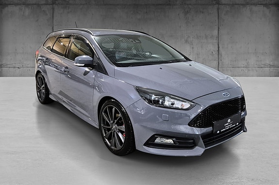 Ford Focus 5 of 22