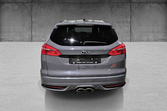 Ford Focus 6 of 22