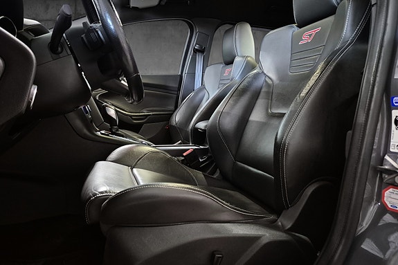 Ford Focus 18 of 22
